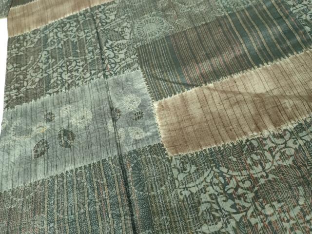 平和屋着物●伝統工芸士 七代目 吉澤与市 紬 絞り 型染め 菊唐草文 正絹 逸品 AABG5382cs
