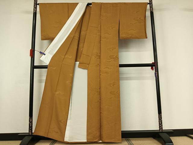 平和屋着物▽上質な色無地 単衣 雲取り地紋 黄土色 正絹 逸品 未使用 AABG5684jh