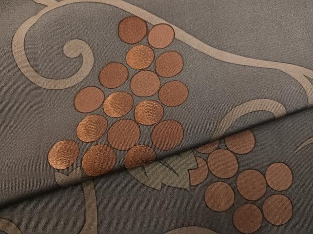 平和屋着物●訪問着 刺繍 ろうけつ染め 葡萄唐草文 正絹 逸品 AABG5754ph