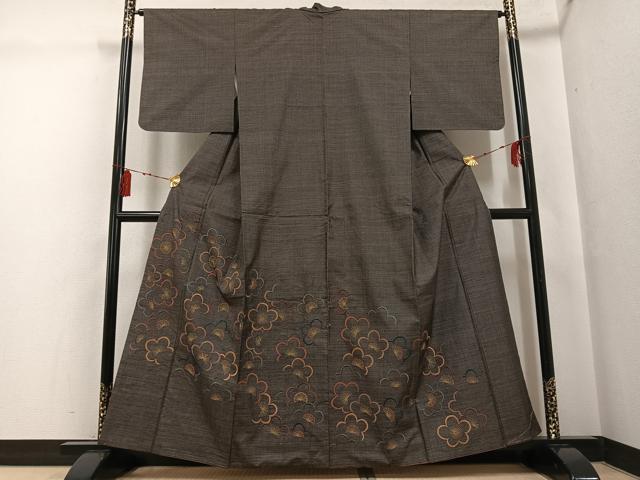 平和屋着物●本場大島紬 訪問着 刺繍 100亀甲 総詰め 梅 金糸 正絹 逸品 AABG5789ph