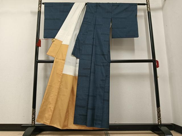 平和屋着物●本場大島紬 カタス7マルキ 幾何学文様 正絹 逸品 AABG5790ph