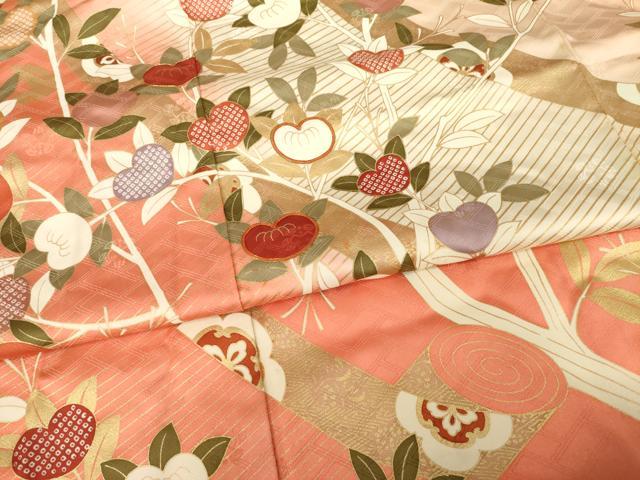 平和屋着物●十日町老舗ブランド 吉澤友禅 吾妻徳穂 振袖 駒刺繍 橘文 金彩 松坂屋扱い 正絹 逸品 AABG5878ck