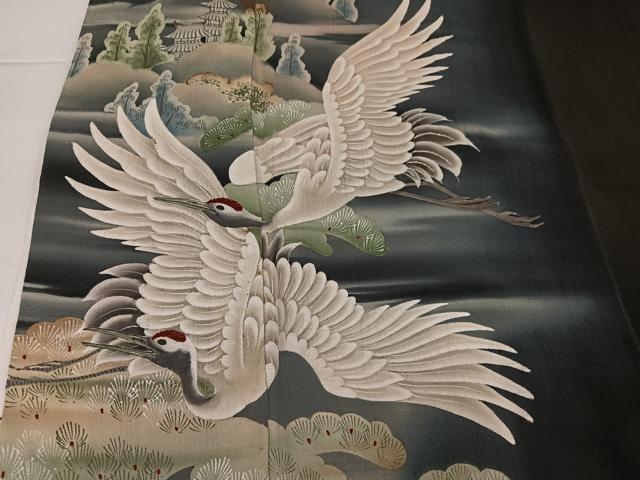 平和屋着物●アンティーク 大正ロマン 黒留袖 刺繍 群鶴風景松文 暈し染め 正絹 逸品 AABG6553ph