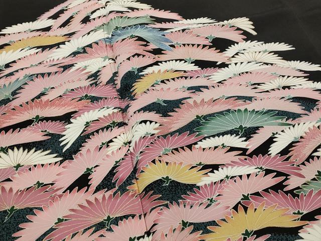 平和屋着物■豪華黒留袖 刺繍 草花文 暈し染め 金彩 正絹 逸品 AABG6756st