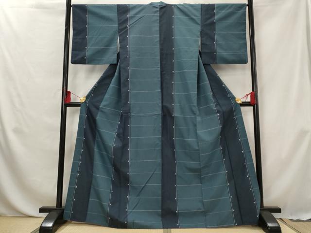 平和屋着物●上質な紬 　横段文　正絹　逸品　未使用　DAAR4517tw