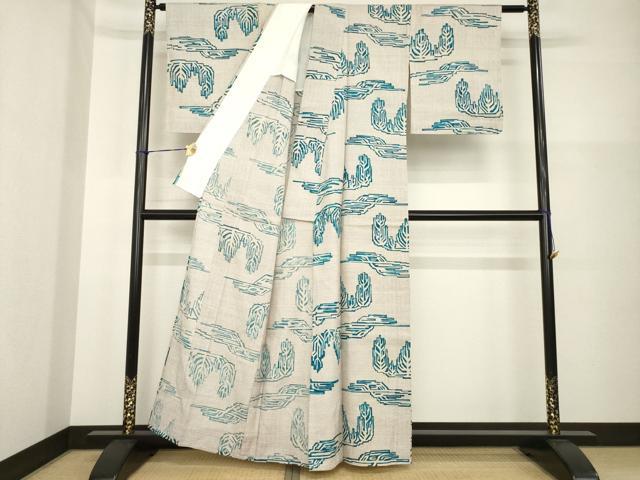 平和屋着物▽本場結城紬 重要無形文化財 単衣 80亀甲 樹林文 正絹 逸品 AABG6999ck