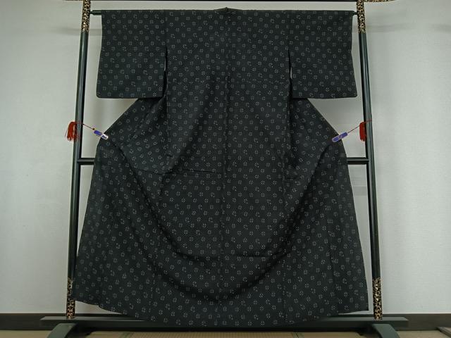 平和屋着物▽結城ちぢみ 単衣 舞花文 黒地 やまと誂製 正絹 逸品 AABG7041jh