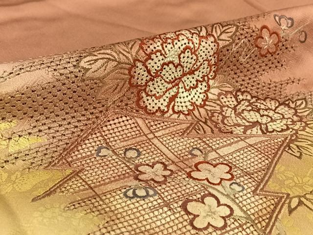 平和屋着物▽中国三大刺繍 汕頭刺繍 スワトウ刺繍 訪問着 単衣 松皮菱花文 暈し染め 金彩 正絹 逸品 AABG7078jh