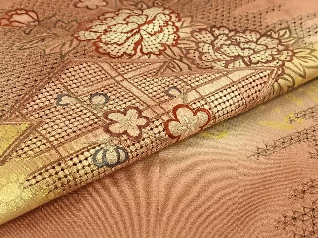 平和屋着物▽中国三大刺繍 汕頭刺繍 スワトウ刺繍 訪問着 単衣 松皮菱花文 暈し染め 金彩 正絹 逸品 AABG7078jh