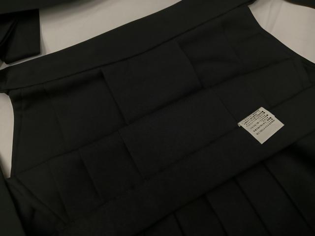平和屋着物●女性 行灯袴 Tsubasa 刺繍 舞蝶文 黒地 銀糸 洗える着物 AABG7289ph
