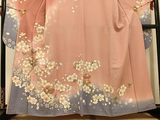 平和屋着物●豪華振袖 貝桶枝桜文 暈し染め 金彩 やまと誂製 正絹 逸品 AABG7528ph