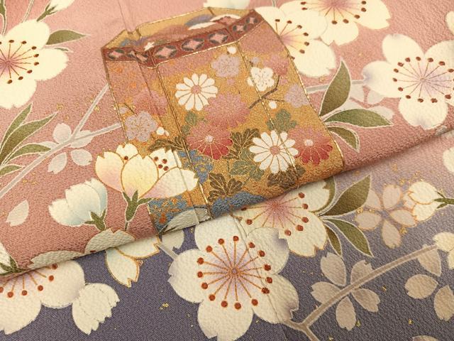 平和屋着物●豪華振袖 貝桶枝桜文 暈し染め 金彩 やまと誂製 正絹 逸品 AABG7528ph