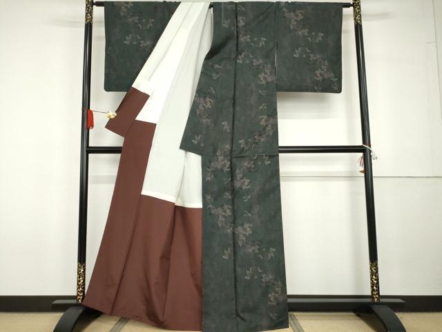平和屋着物●本場大島紬 カタス9マルキ 枝花文 正絹 逸品 AABG7805cs
