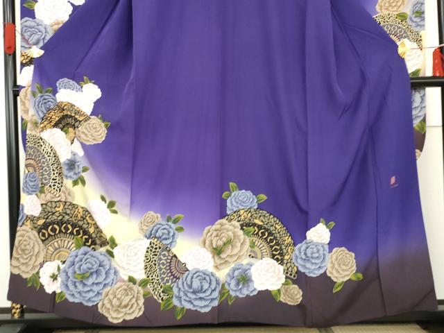 平和屋着物●忠隅眞理子 振袖 檜扇草花文 薔薇 暈し染め 金彩 正絹 逸品 AABG7830cs