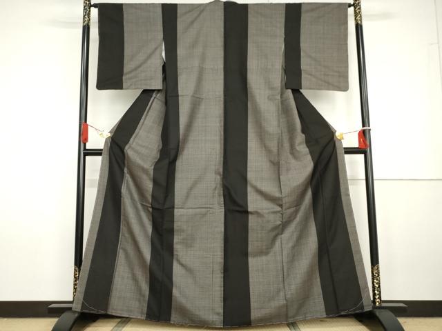 平和屋着物●銀座もとじ 本場大島紬 100亀甲 間道 正絹 逸品 未使用 AABG7974cs