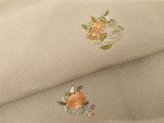 平和屋着物●上質な小紋 総刺繍 花丸文 金糸 銀座おゝぎ屋扱い 正絹 逸品 未使用 AABG7997cs