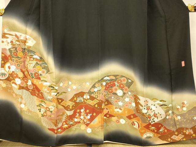平和屋着物■豪華黒留袖 作家物 駒刺繍 地紙御所車文 暈し染め 金彩 正絹 逸品 AABG9777fw