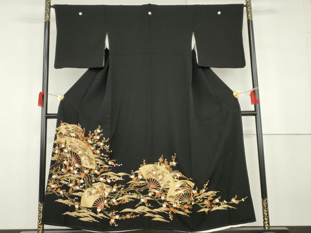 平和屋着物●豪華黒留袖 中国三大刺繍 スワトウ刺繍 汕頭刺繍 扇面梅松文 金糸 金彩 正絹 逸品 AABG9842cs