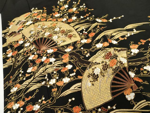 平和屋着物●豪華黒留袖 中国三大刺繍 スワトウ刺繍 汕頭刺繍 扇面梅松文 金糸 金彩 正絹 逸品 AABG9842cs