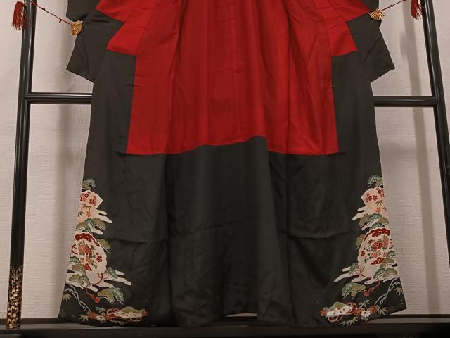 平和屋着物●アンティーク 大正ロマン 黒留袖 駒刺繍 飛鶴檜扇御所車草花文 金彩 正絹 逸品 AABH0423ph