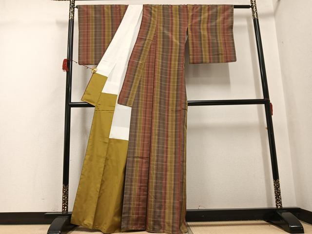 平和屋着物●上質な紬 格子 琉球絣文様 正絹 逸品 AABH0450ph