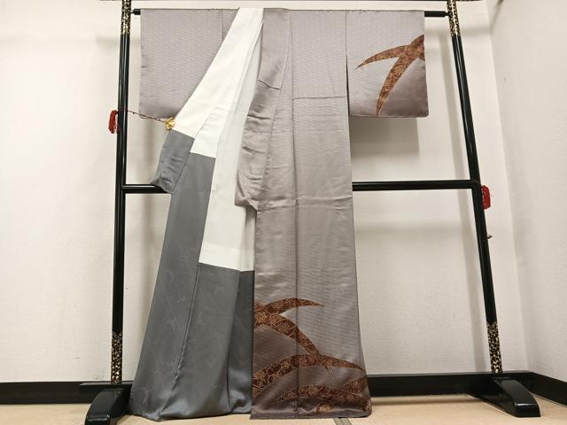 平和屋着物●染色作家 斉藤三才 訪問着 草花文 金彩 反端付き 正絹 逸品 未使用 AABH0480ph