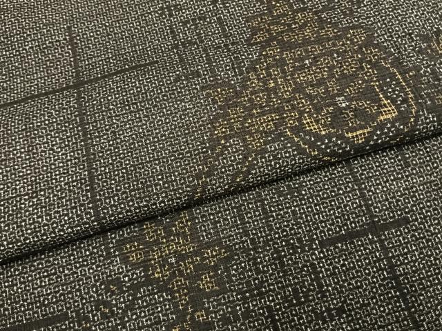 平和屋着物●本場結城紬 重要無形文化財 100亀甲 片輪車花文 正絹 逸品 AABH0546fy