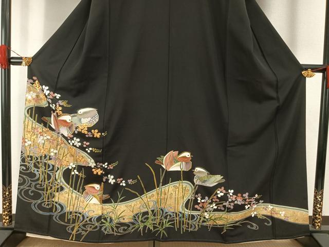 平和屋着物●豪華黒留袖 友禅 駒刺繍 流水花鳥文 金彩 正絹 逸品 AABH0689fy