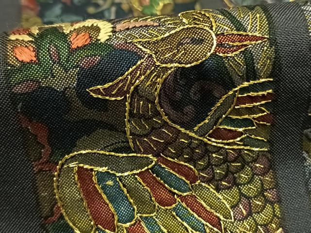 平和屋着物●本場大島紬 染大島 刺繍 花鳥間道 金糸 正絹 逸品 AABH0823fy