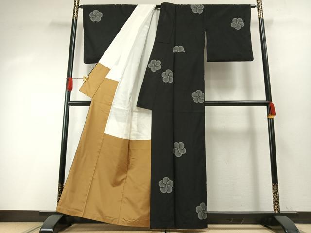 平和屋着物●上質な紬 ねじ梅 黒地 正絹 逸品 AABH0855fy