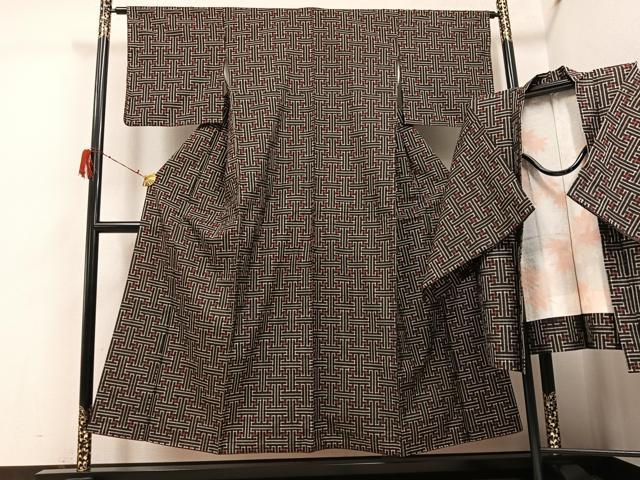 平和屋着物●本場大島紬　龍郷絣　秋名バラ　アンサンブル　正絹　逸品　AABH2004ph 平和屋着物○本場大島紬 龍郷絣 秋名バラ アンサンブル 正絹 逸品