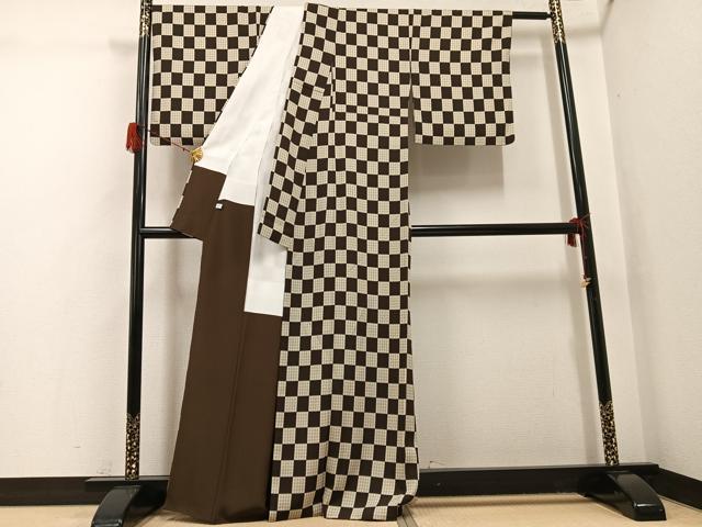 平和屋着物●上質な小紋 市松文 鉄黒色 正絹 逸品 AABH2064ph