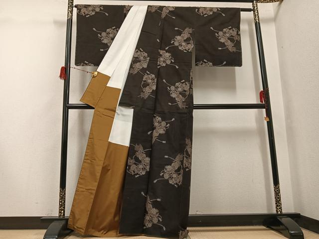 平和屋着物●本場大島紬 地空き カタス9マルキ 唐獅子 正絹 逸品 AABH2078ph