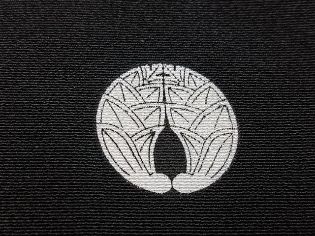 平和屋着物●豪華黒留袖 友禅 駒刺繍 地紙草花舞蝶文 金彩 三越扱い 正絹 逸品 AABH3070ph
