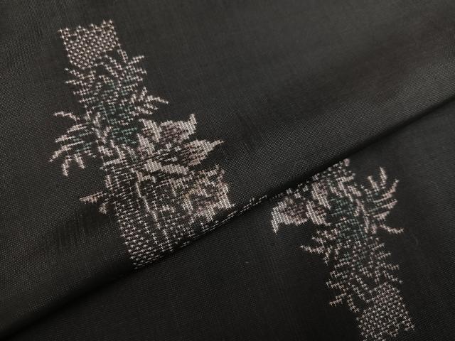 平和屋着物●本場大島紬 地空き カタス7マルキ 総絣 草花文 正絹 逸品 未使用 AABH3103ph