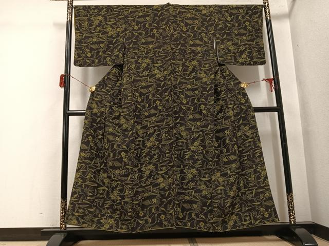 平和屋着物●上質な小紋 型染め 草花舞蝶文 黒緑色 正絹 逸品 AABH3135ph