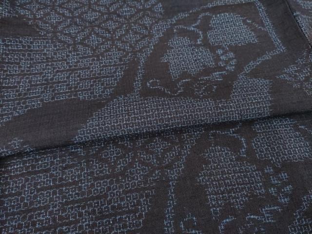 平和屋着物●結城紬 80亀甲 地紙唐草文 正絹 逸品 未使用 AABH3322ck