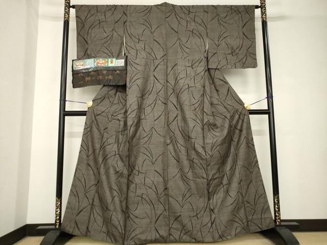 平和屋着物●本場大島紬 加那の郷 カタス9マルキ 葉尽くし 丸宮織物謹製 証紙付き 正絹 逸品 AABH3339ck