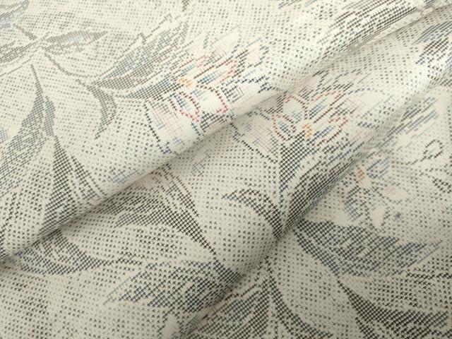 平和屋着物●本場大島紬 白大島 カタス7マルキ 更紗花唐草文 正絹 逸品 AABH3777cs