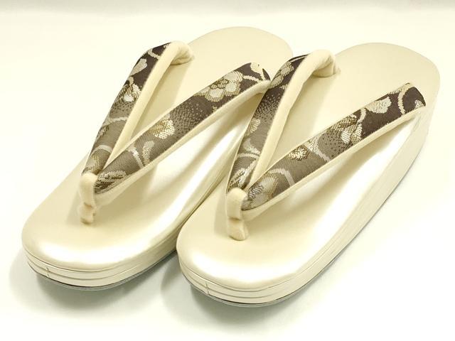 平和屋着物●和装小物　草履　鼻緒:花柄　銀糸　浅草 忠浩作　牛革製品　逸品　AABH4284ay 平和屋着物○和装小物 草履 鼻緒:花柄 銀糸 浅草 忠浩作 牛革製品 逸品