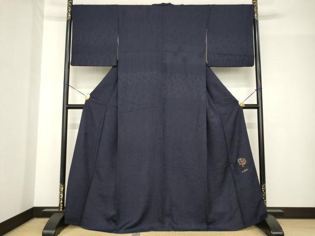 平和屋着物●英王室献上友禅作家 木下勝功 色無地 横段吉祥花地紋 藍鉄色 正絹 逸品 AABH4636ck