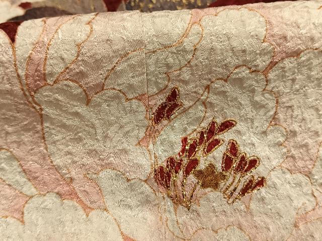 平和屋着物●豪華振袖 駒刺繍 草花文 金彩 正絹 逸品 AABH5076fy