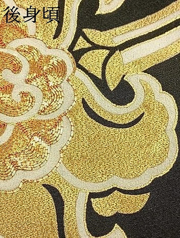 平和屋着物●豪華黒留袖 作家物 駒刺繍 花唐草文 金彩 正絹 逸品 AABH5097fy