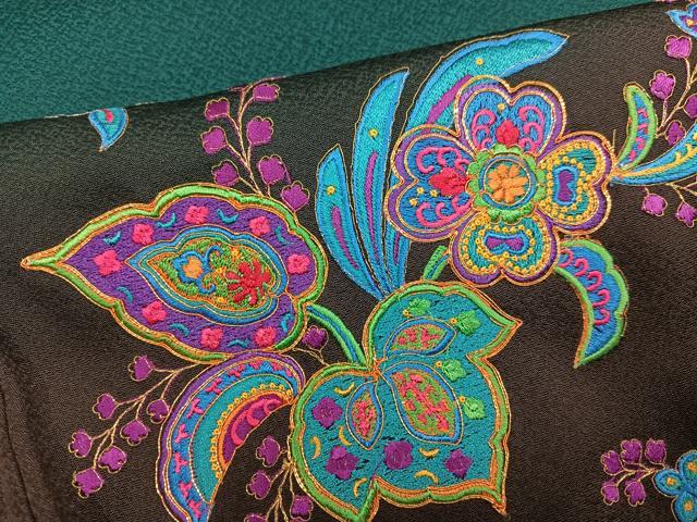 平和屋着物●豪華振袖 駒刺繍 草花文 正絹 逸品 AABH5248ph
