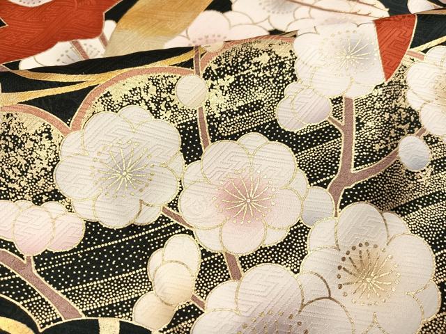 平和屋着物●豪華振袖 駒刺繍 群鶴梅文 黒地 金彩 正絹 逸品 AABH5347ph