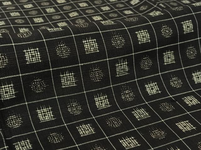 平和屋着物▽上質な紬 単衣 幾何学文様 黒地 正絹 逸品 AABH5646jh