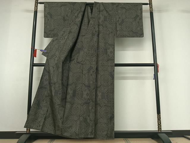 平和屋着物▽本場大島紬 単衣 7マルキ 正倉院花文 正絹 逸品 AABH5672jh