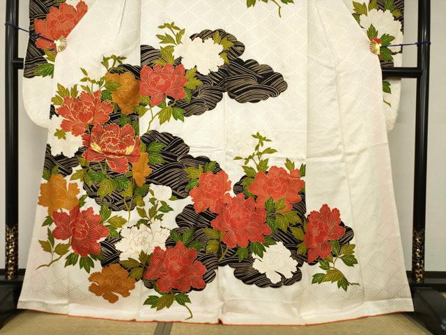 平和屋着物●豪華振袖 駒刺繍 草花文 金彩 正絹 逸品 AABH5768ck