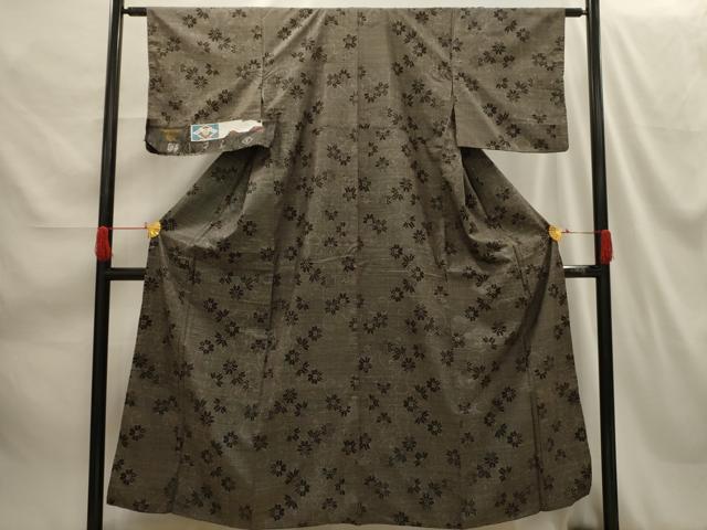 平和屋着物■本場大島紬 7マルキ 花唐草文 反端付き 正絹 逸品 AABH5922sx