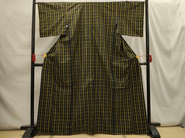 平和屋着物■上質な紬 格子 黒地 正絹 逸品 AABH6143sx